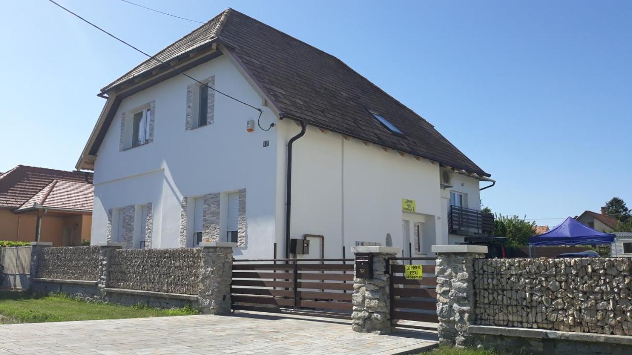 Zimmerferi Apartman Keszthely公寓 外观 照片