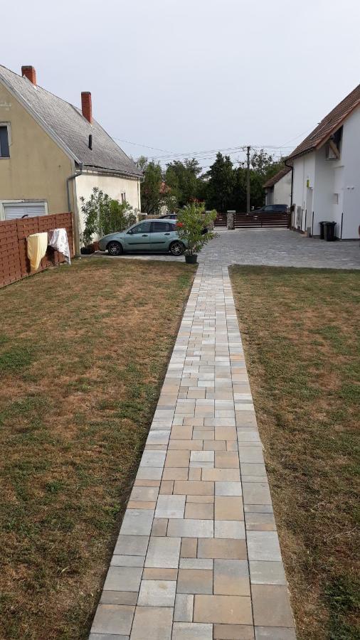 Zimmerferi Apartman Keszthely公寓 外观 照片